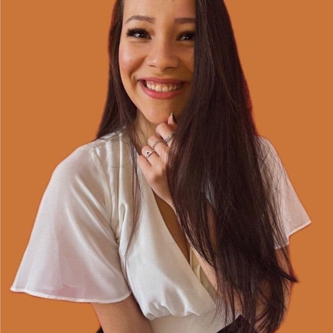 Imagem da Psicóloga Mayara Vieira